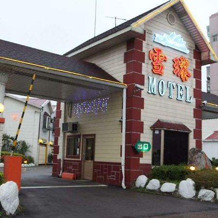 Sydney Motel Tucheng Bagian luar foto