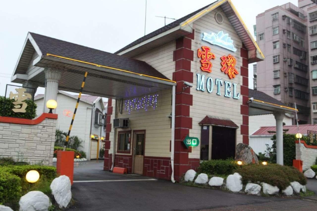 Sydney Motel Tucheng Bagian luar foto