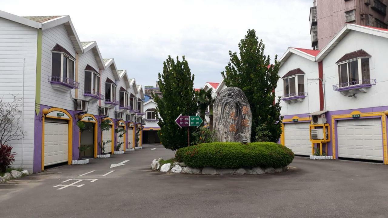 Sydney Motel Tucheng Bagian luar foto