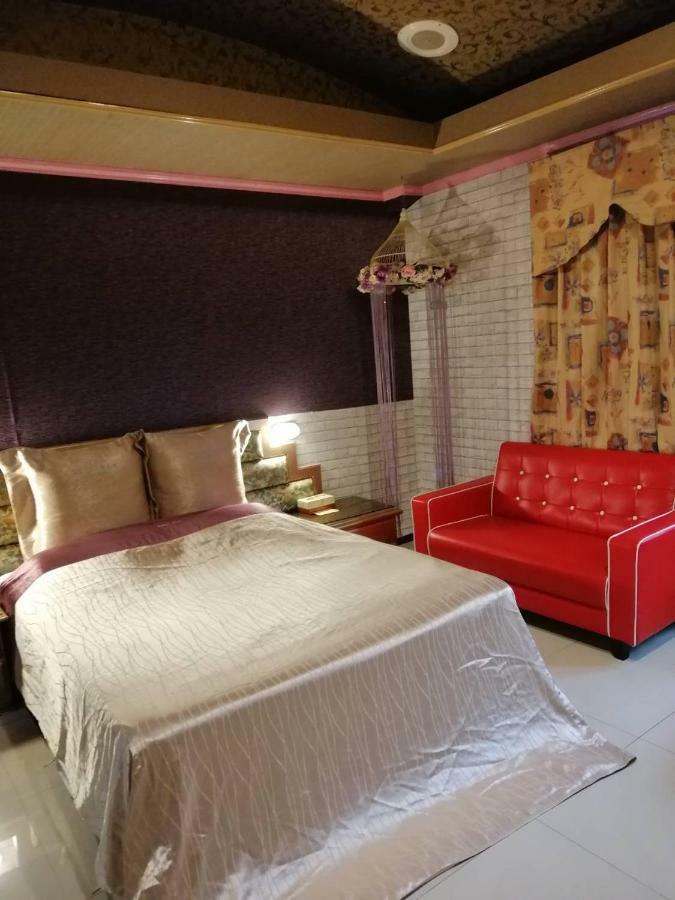 Sydney Motel Tucheng Bagian luar foto